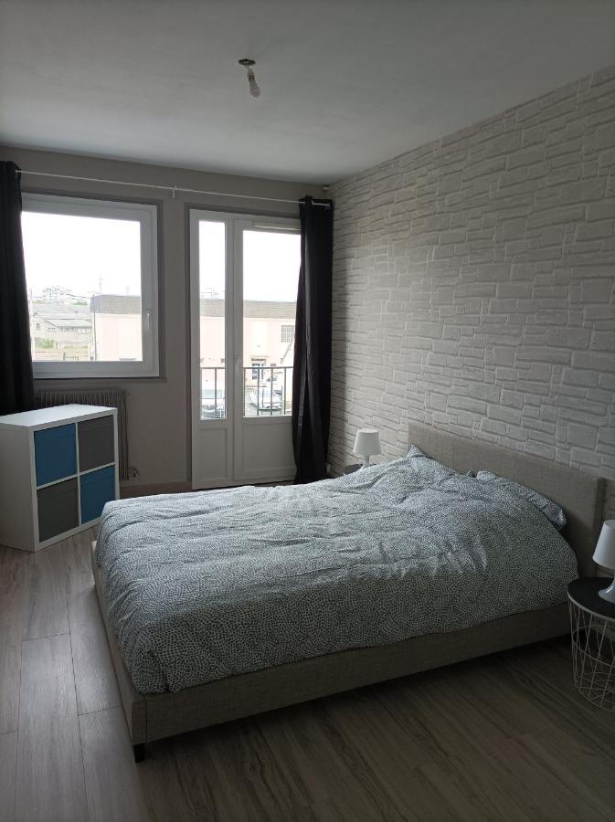 Châteauroux Joli Appartement Type 5 En Centre Ville מראה חיצוני תמונה