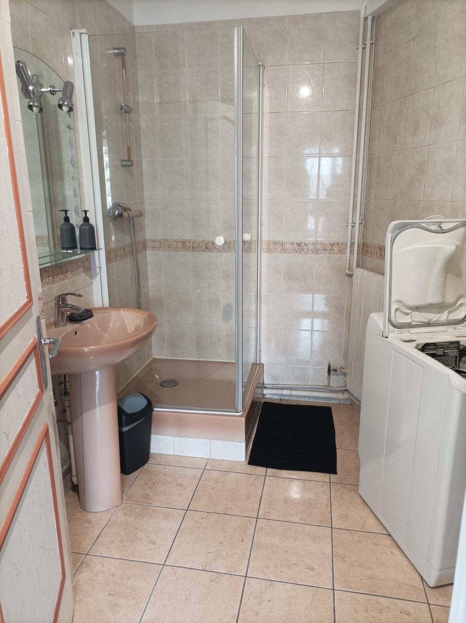 Châteauroux Joli Appartement Type 5 En Centre Ville מראה חיצוני תמונה