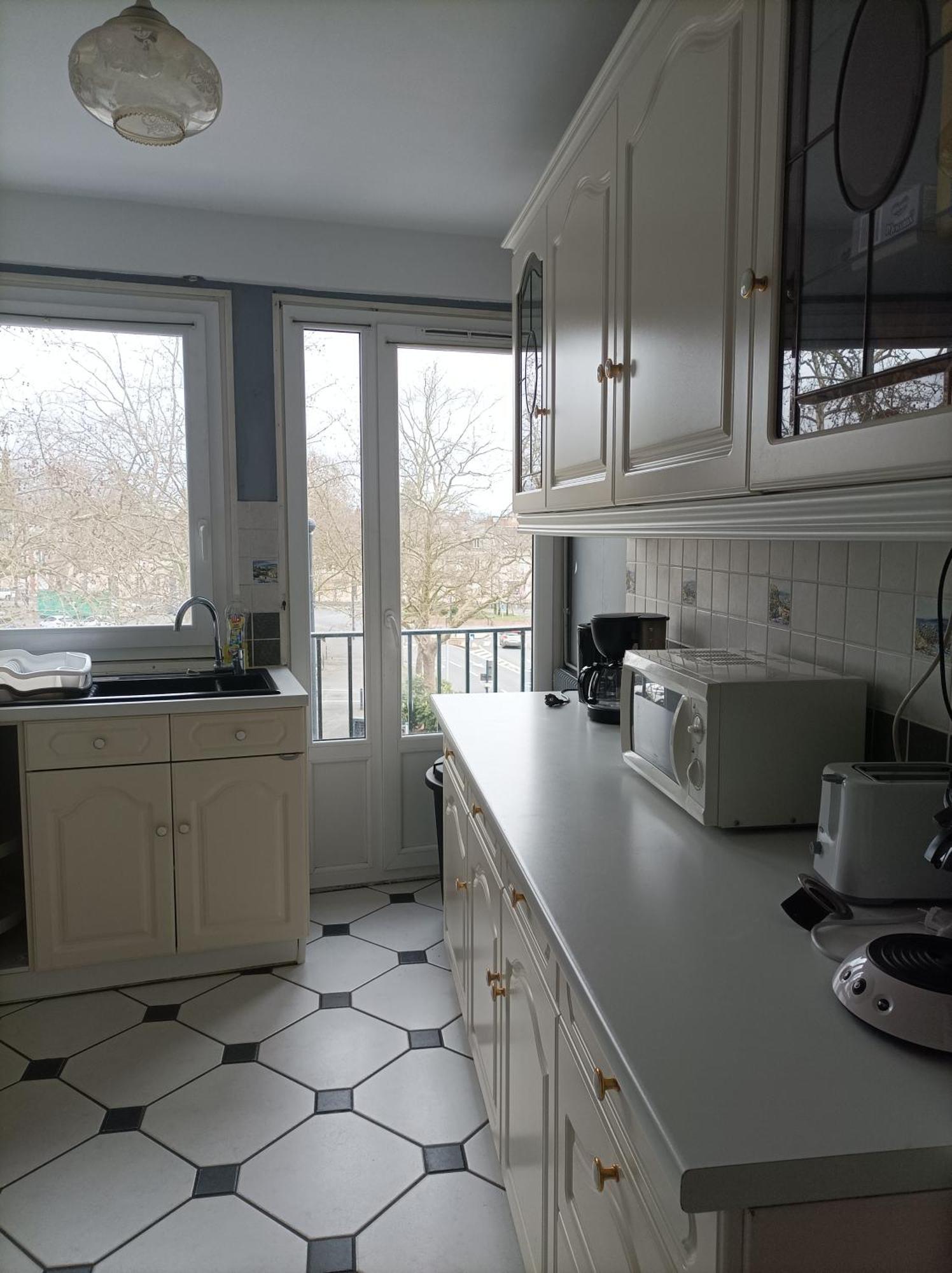 Châteauroux Joli Appartement Type 5 En Centre Ville מראה חיצוני תמונה